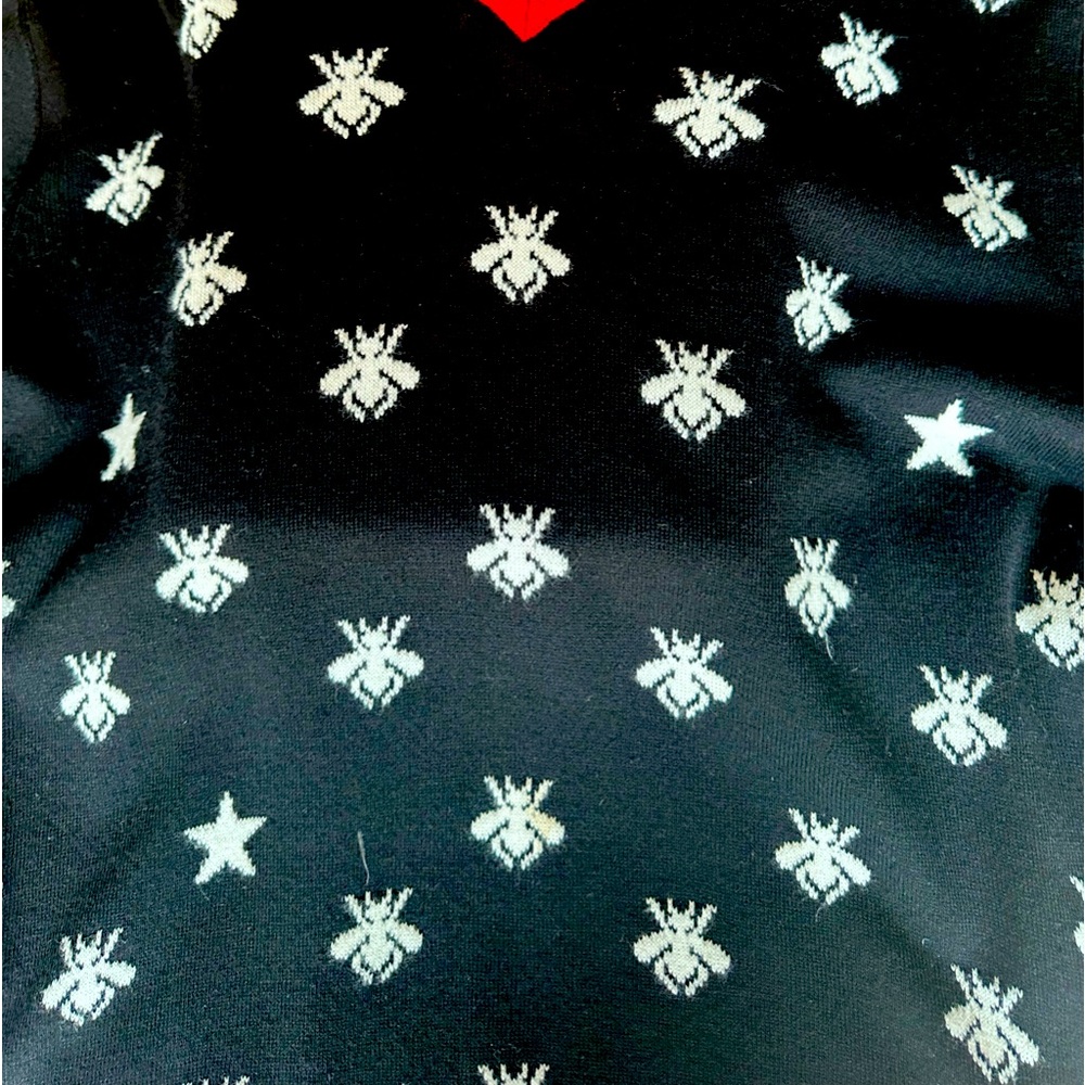 Gucci Bee V-neck Knit sweater